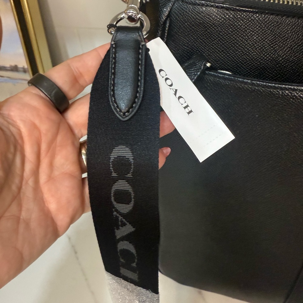 Coach F54775 Perry Metro Blk Leather Triple Compartment Briefcase w/ hang tag - Picture 3 of 12